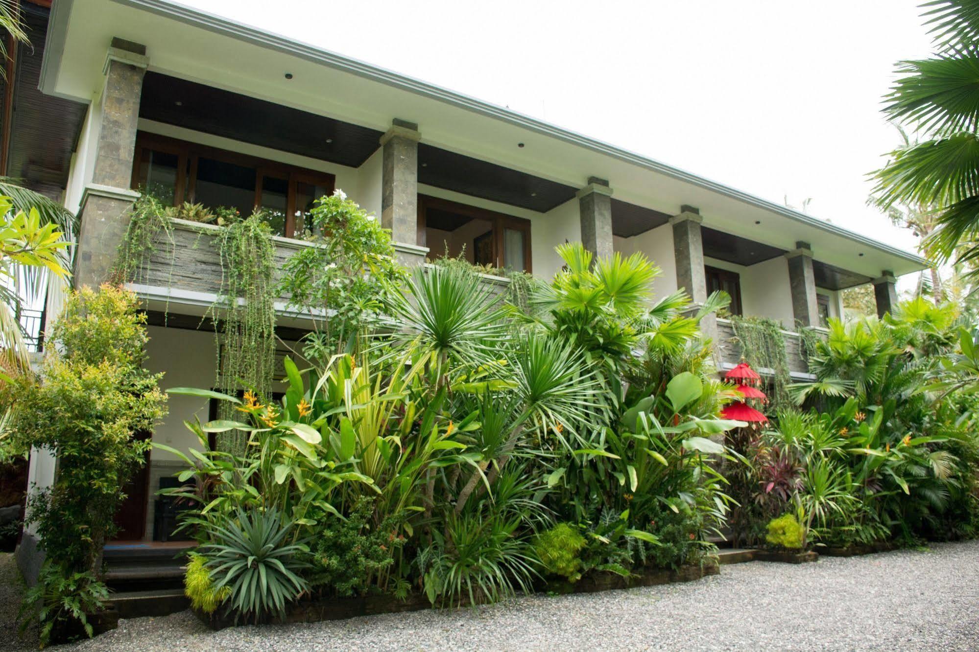 Hotel The Galuh Pekutatan Pulukan Zewnętrze zdjęcie